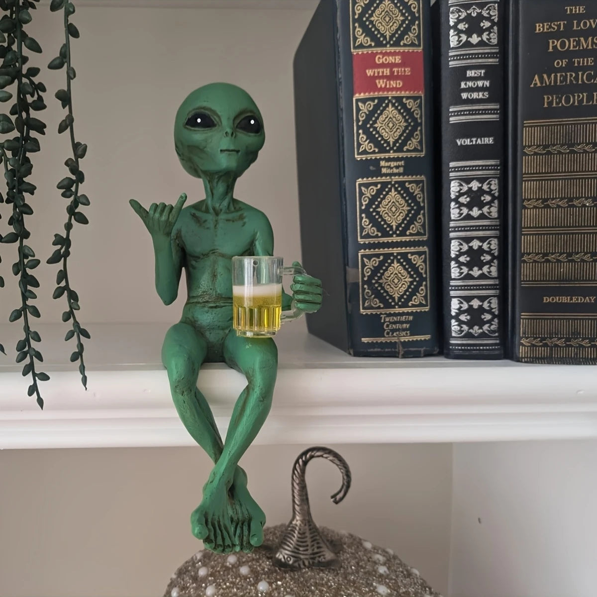 Drinking Alien Sculpture Novelty Alien Collectibles