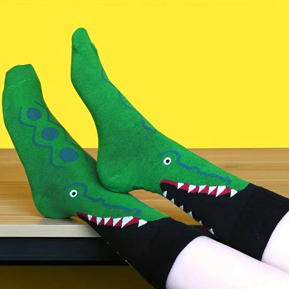 1 Pair Medium Length Socks Men Hippie Cartoon Shark Socks