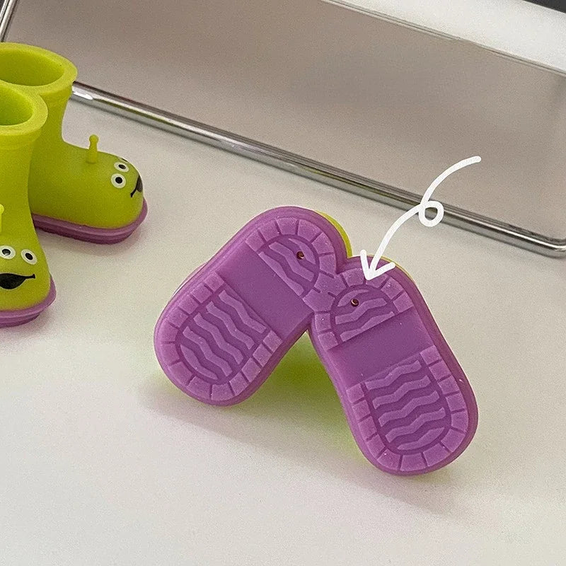 Disney Alien Toothbrush Holder Anime Creative Multifunctional Pen Holder Cartoon Desktop Decoration Bathroom Accessories Gift
