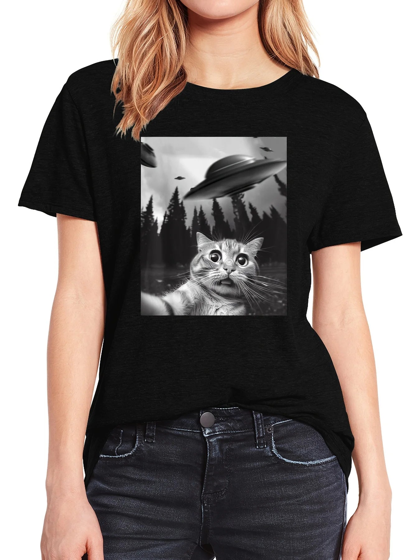 Cat & UFO Print Crew Neck T-Shirt