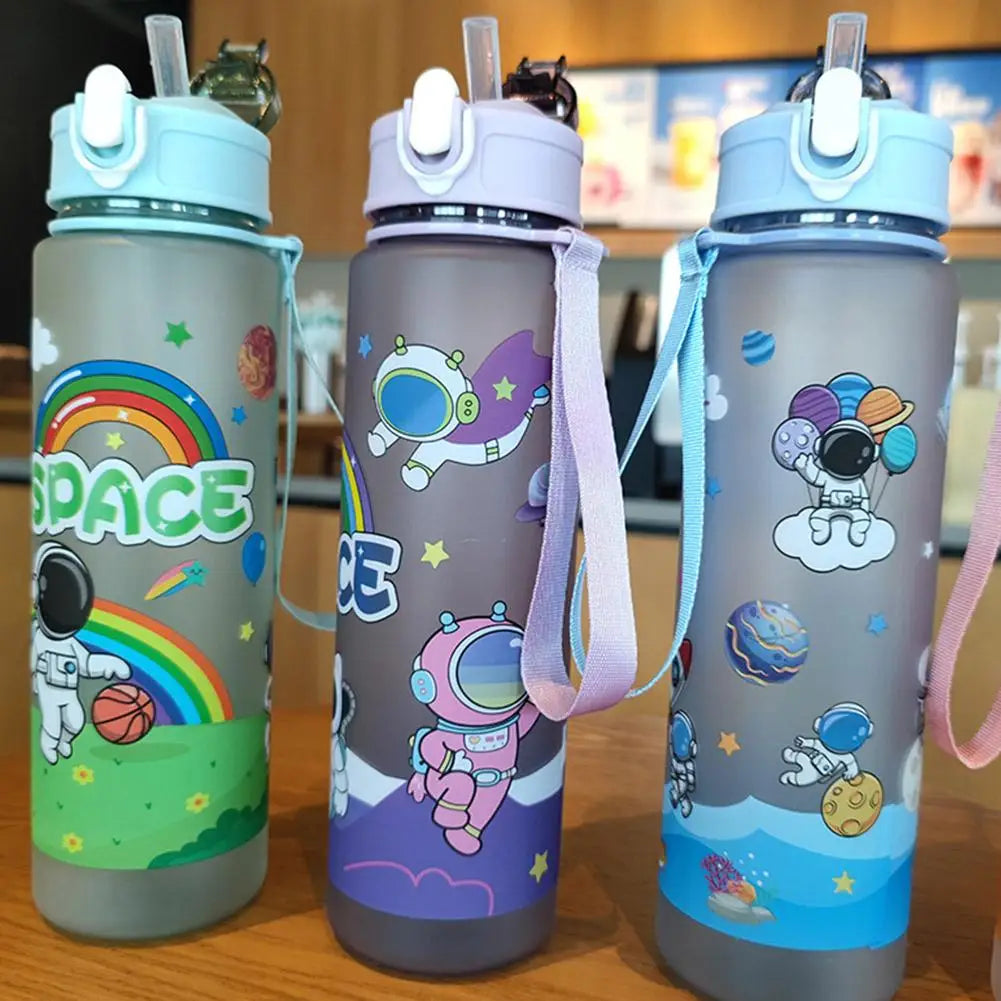 High Capacity Cartoon Astronaut Plastic Space Cup Leak Proof