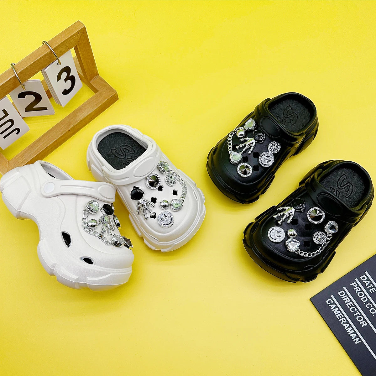 New Cartoon Little Alien Family Clogs for Boys and Girls