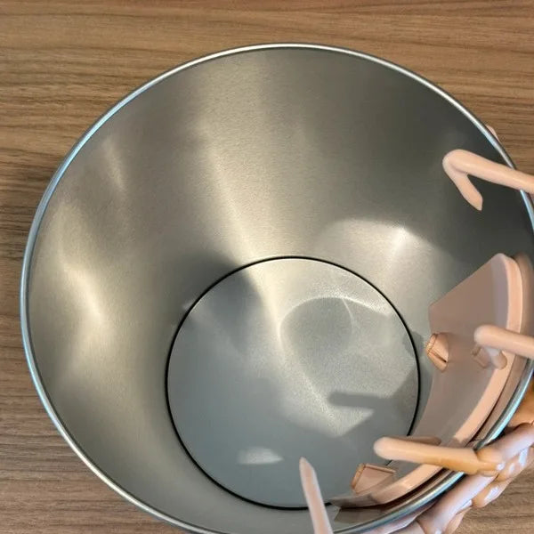 New Alien Facehugger Popcorn Bucket