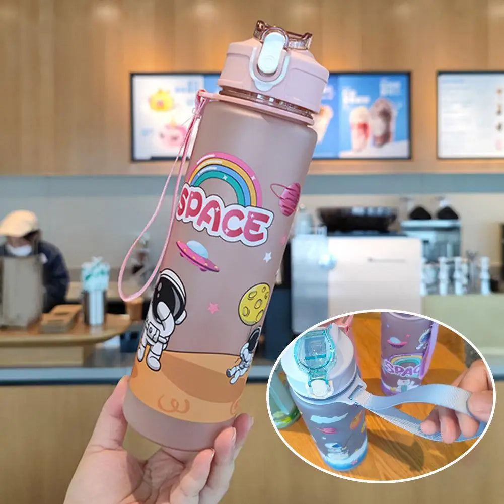 High Capacity Cartoon Astronaut Plastic Space Cup Leak Proof