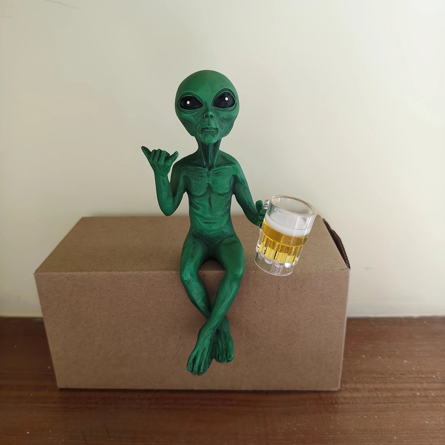Drinking Alien Sculpture Novelty Alien Collectibles